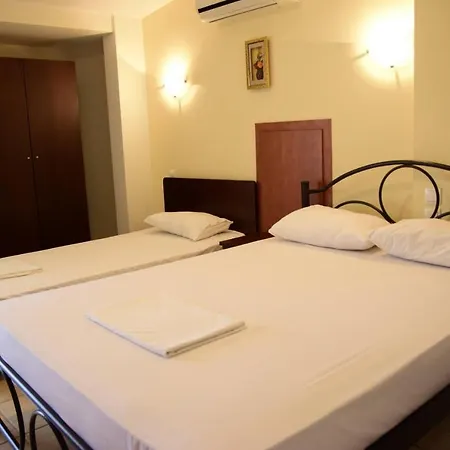 Studiosthomai Nea Vrasna